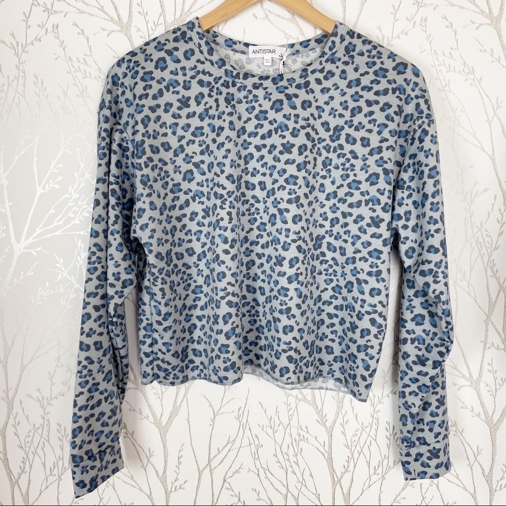 NWT ANTISTAR Cropped Gray/Blue Cheetah Print Top